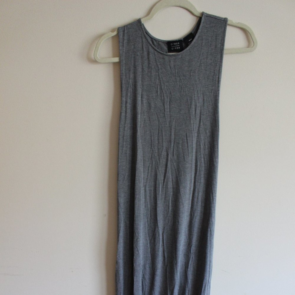 Sleeveless maxi dress